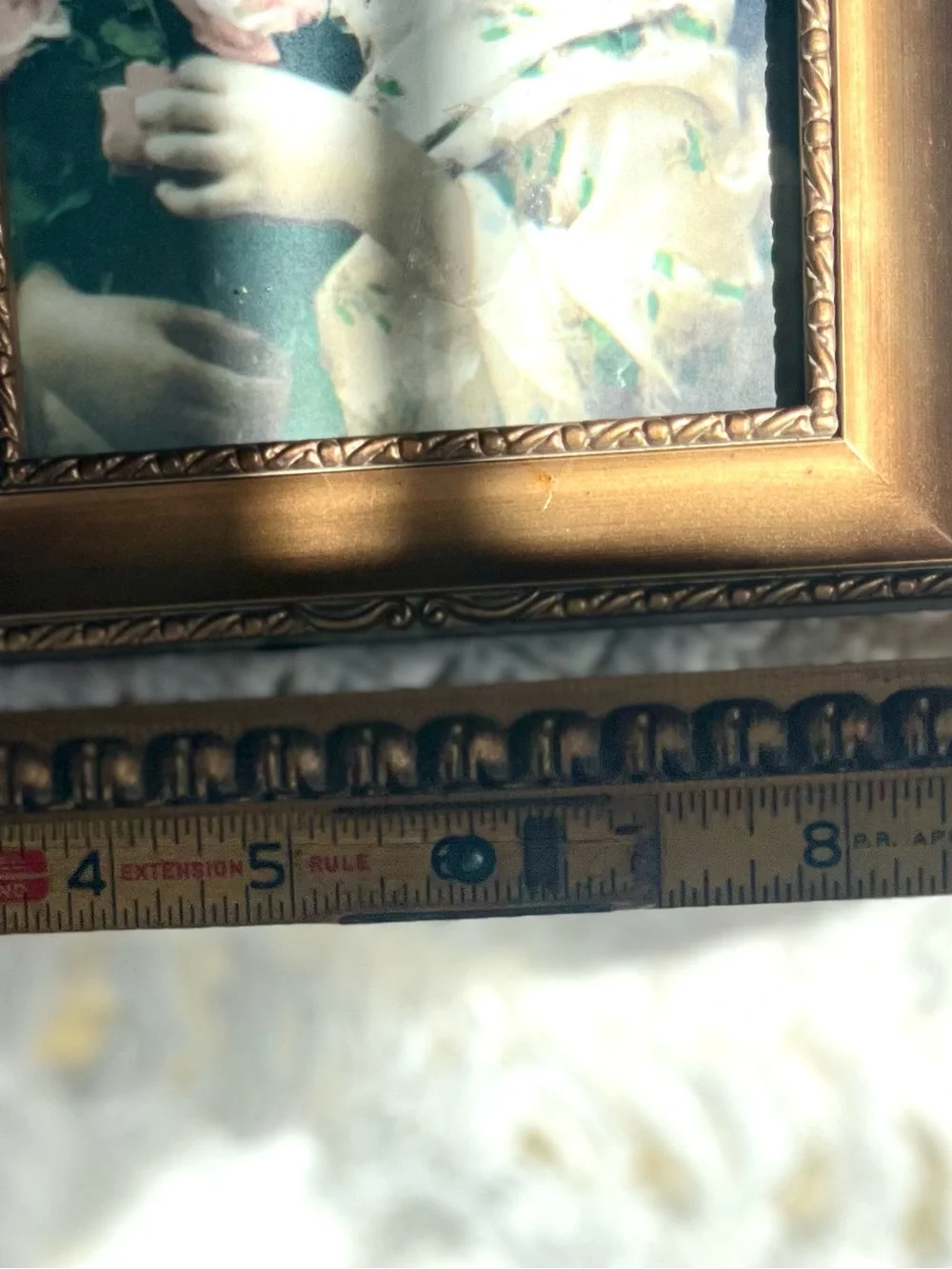 Ornate Gold Vintage-Style Table Picture Frame
